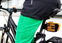 Rad mit "Open Bike Sensor" zum Messen des Überholabstands