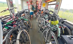 Volles Fahrradabteil